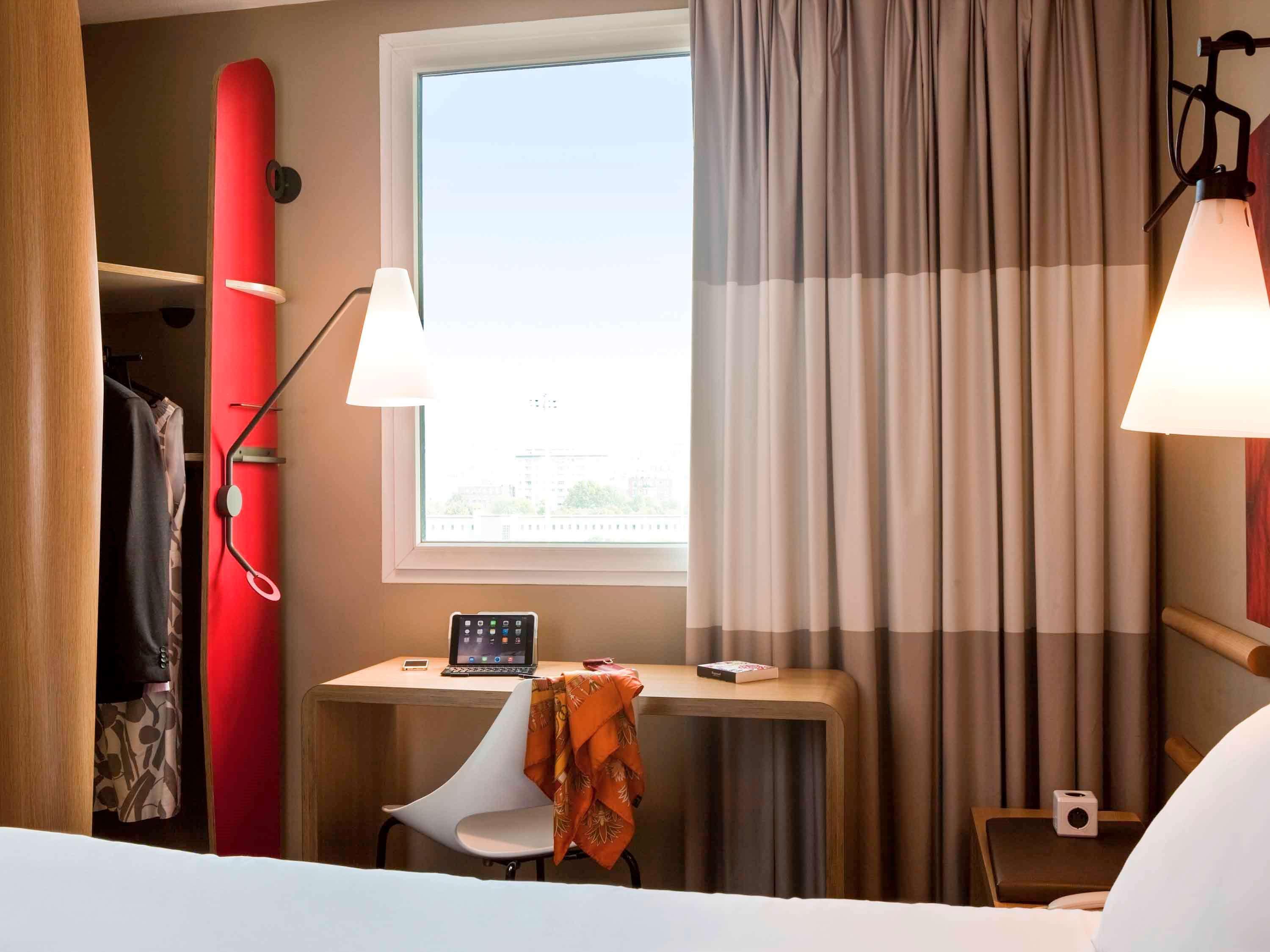Ibis Paris Porte De Clichy Centre Kültér fotó